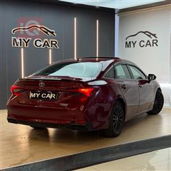 تويوتا أفالون